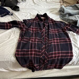 Athleta Men's Dark Plaid Button Down Shirt